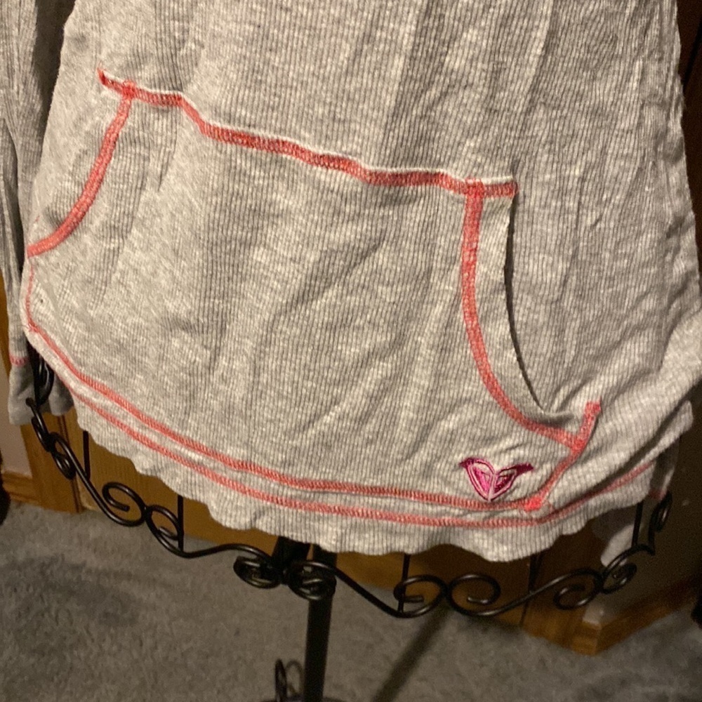 Roxy’s hoodie​​ - Picture 5 of 5